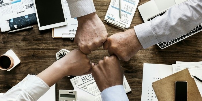 کل تیم بازاریابیتون رو از طریق داشبوردها مطلع کنین.